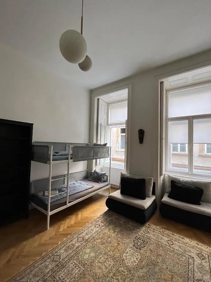 Love, Peace & Easy Living Apartment Budapest